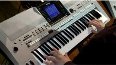Yamaha PSR-S700 / PSR-S900